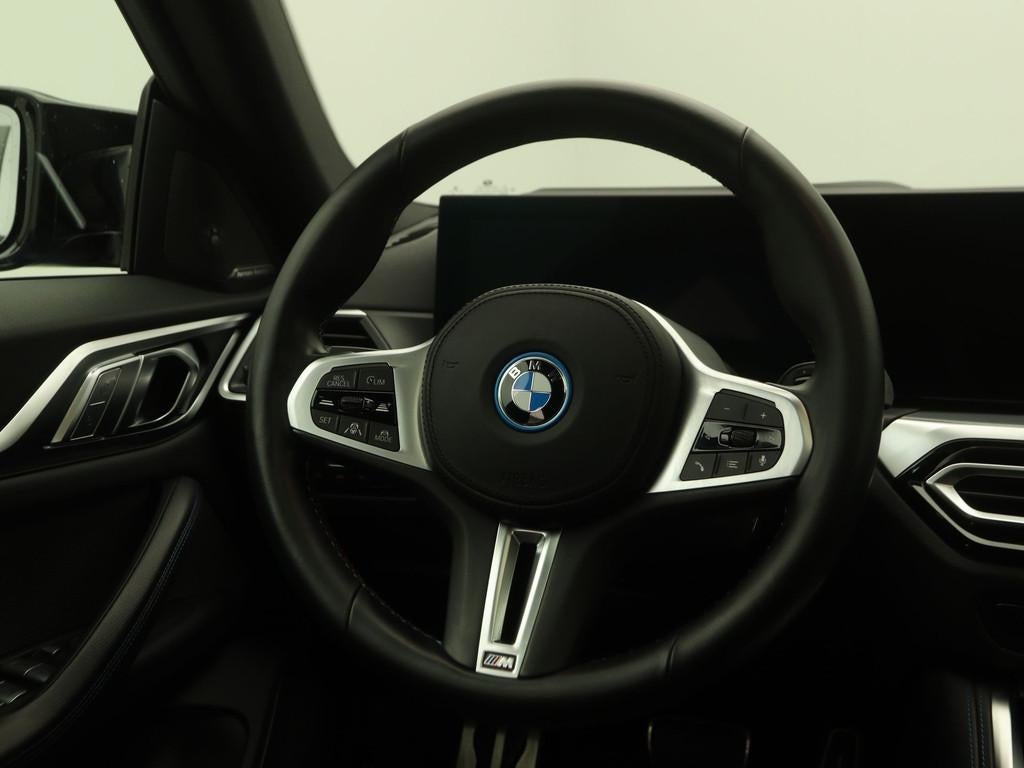 BMW i4 M50 High Executive 84 kWh Accu conditie 96%, Auto's, BMW, Gebruikt, 520 km, Lichtsensor, Met garantie (alle)