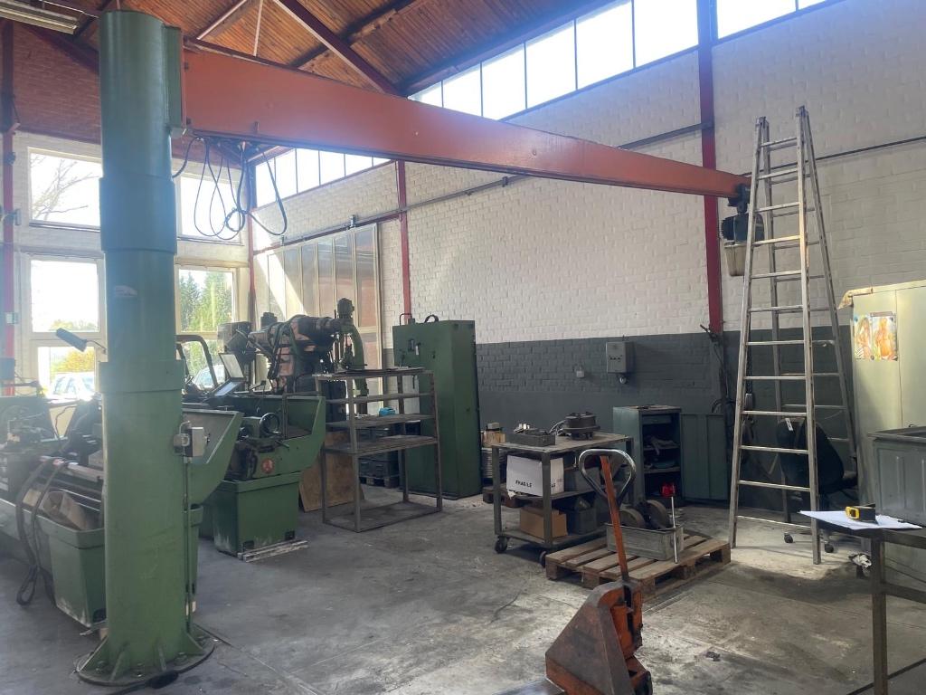 Demag kolomkraan 1000kg 360 roterend, Ophalen, Gebruikt, Elektrisch