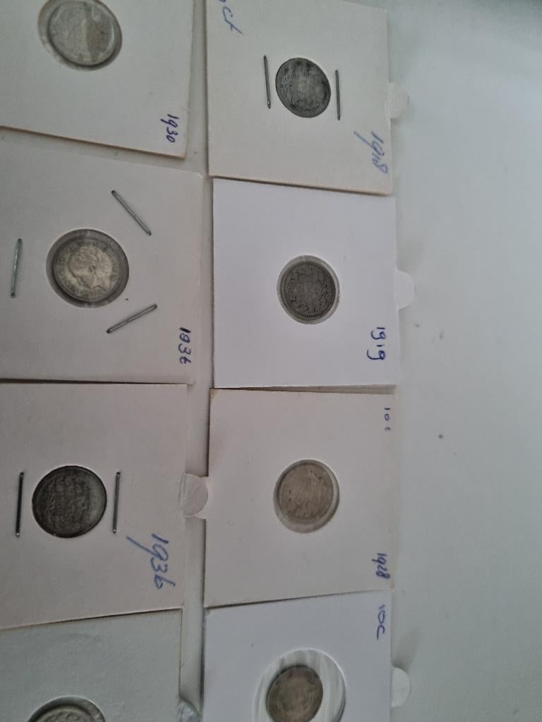 18 zilveren dubbeltjes div jaren, Postzegels en Munten, Munten | Nederland, Zilver, Ophalen of Verzenden, 10 cent, Koningin Wilhelmina
