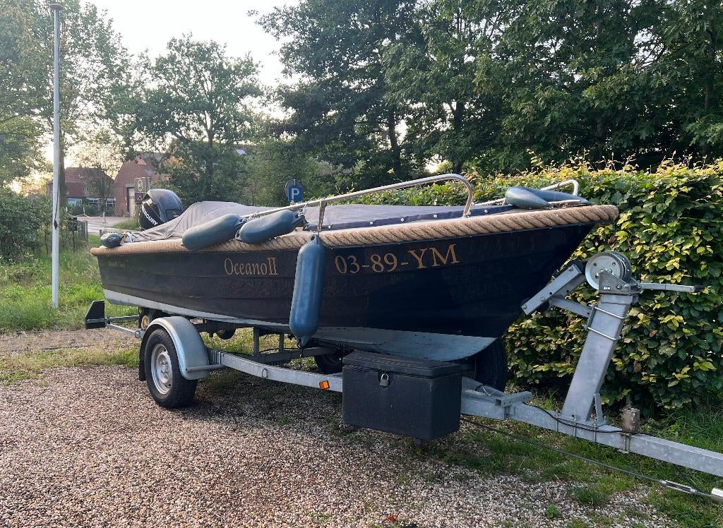 Sloep Rhea 450 Classic, Ophalen, 10 tot 30 pk, Zo goed als nieuw, Snelvarend
