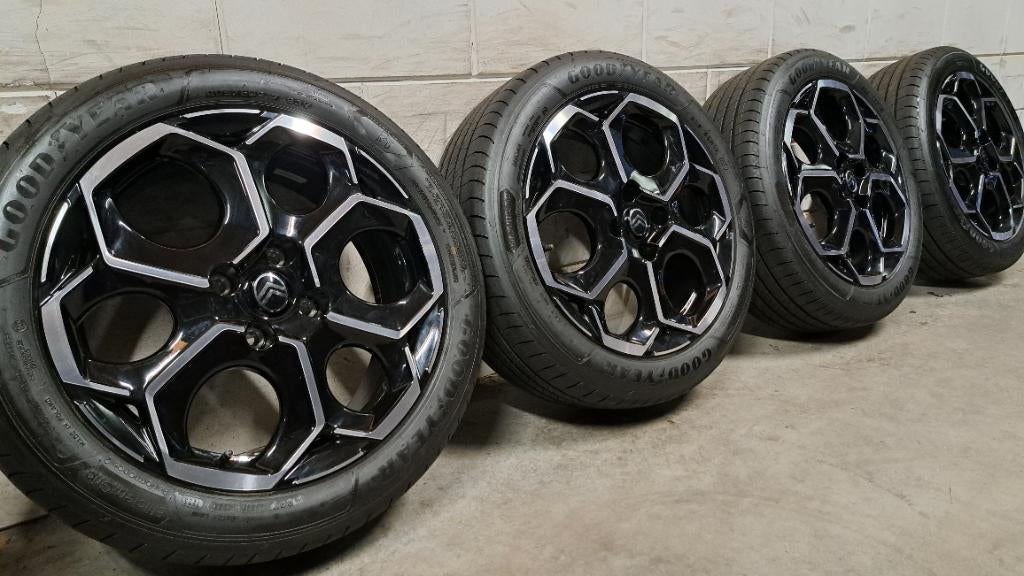 NIEUWE banden & velgen C3 Grande Panda Frontera 205/50/17, Auto-onderdelen, Banden en Velgen, Banden en Velgen, Nieuw, 17 inch