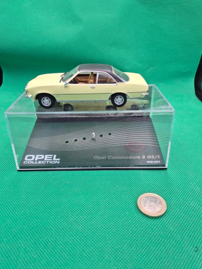 24 opel commodore B GS/E 1/43 opel, Ophalen of Verzenden, Zo goed als nieuw, Auto