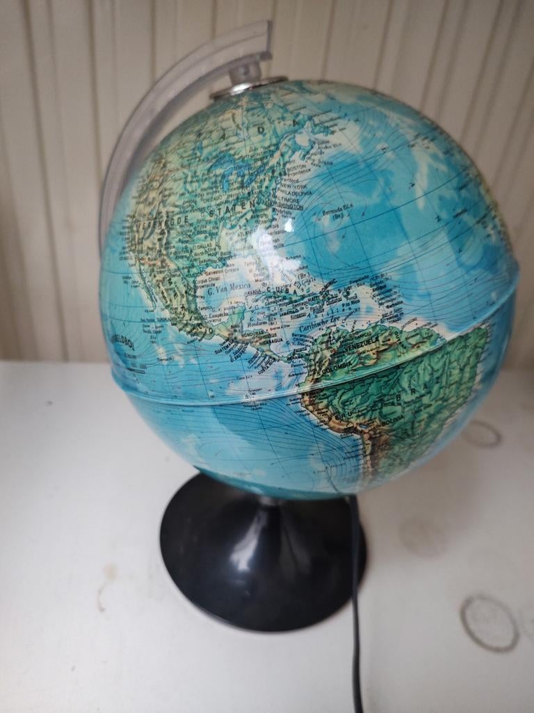 Wereldbol lamp, Ophalen of Verzenden