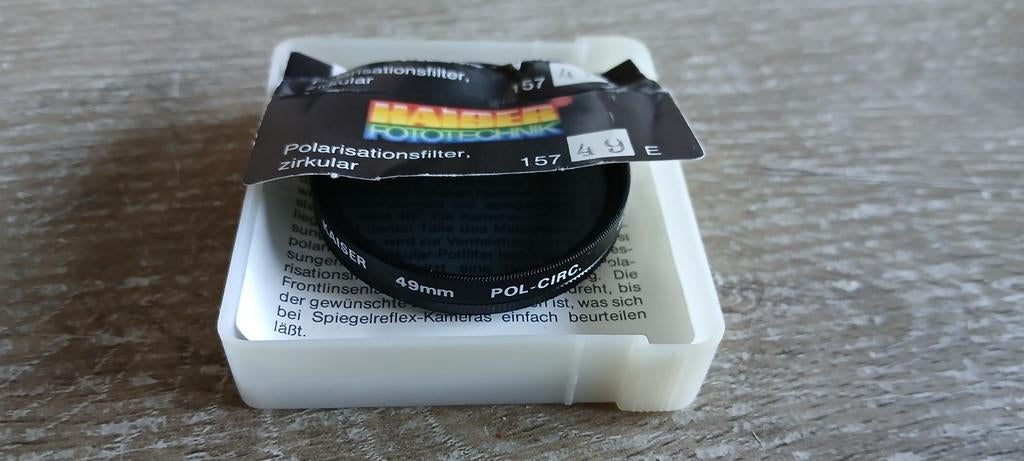 Kaiser fototechnic 49mm circulaire polarisatiefilter filter, Audio, Tv en Foto, Fotografie | Filters, Overige merken, Polarisatiefilter