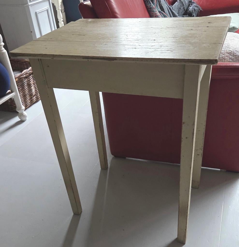 Oud Frans houten Brocante tafeltje in originele kleur en, Antiek en Kunst, Curiosa en Brocante, Ophalen