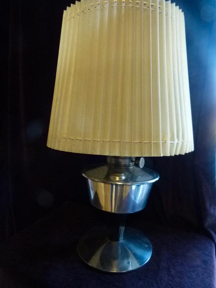 vintage olielamp England Alminium 1969, Huis en Inrichting, Lampen | Tafellampen, Zo goed als nieuw, Minder dan 50 cm, Metaal