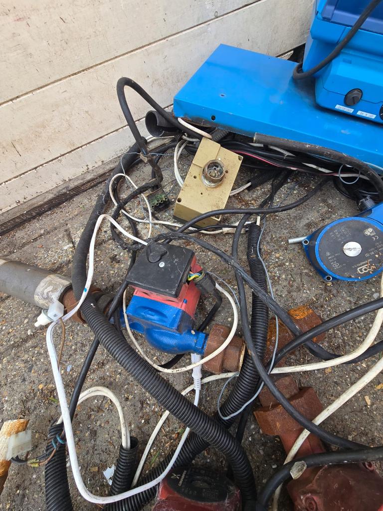 Mazout, Doe-het-zelf en Verbouw, Lieren en Takels, Ophalen, Zo goed als nieuw