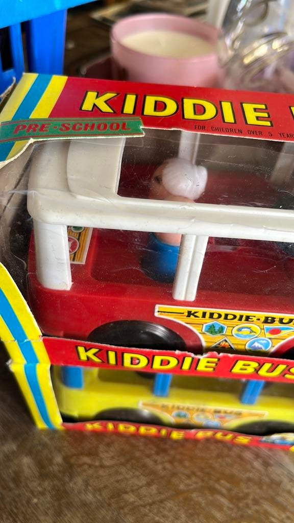 Kiddie Bus made in Hong Kong Vintage speelgoed 2-stuks, Antiek en Kunst, Antiek | Speelgoed, Ophalen of Verzenden
