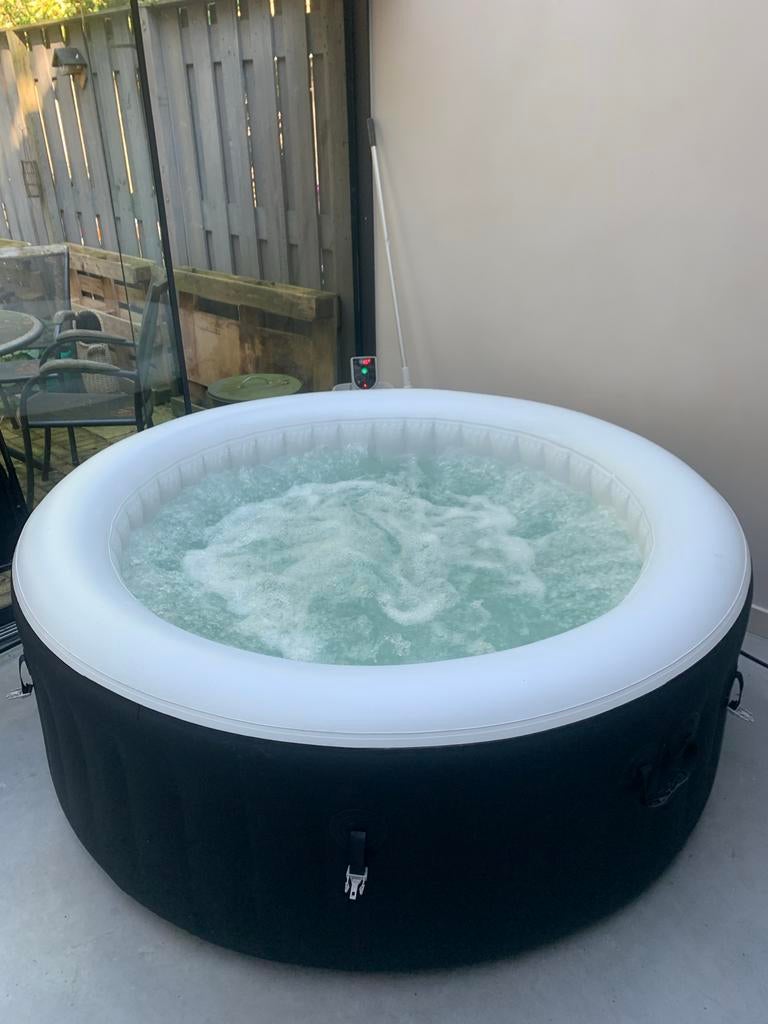Lay-Z-Spa Miami Opblaasbare Jacuzzi - Zo goed als nieuw, Ophalen, Zo goed als nieuw, Afdekzeil, Opblaasbaar