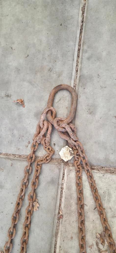 Te koop 4 sprong ketting, Ophalen of Verzenden