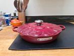 Le Creuset Campagnard 26cm 'Garnet', Ophalen of Verzenden, Nieuw, Gietijzer, Koekenpan of Braadpan