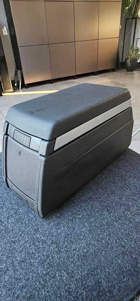 Armsteun Opel Meriva met bekerhouder., Ophalen of Verzenden