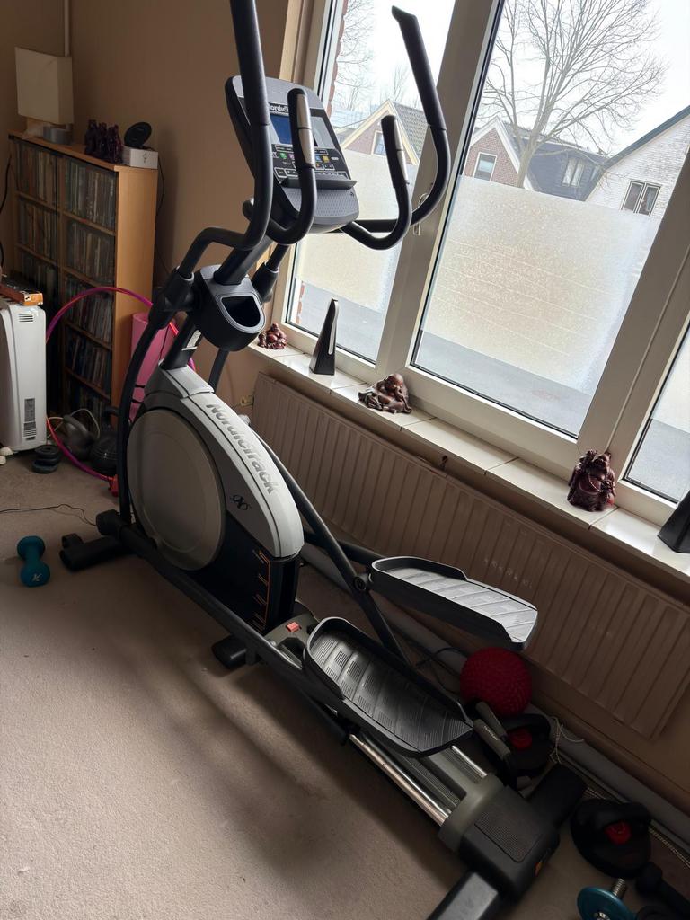 Crosstrainer, Sport en Fitness, Fitnessapparatuur, Ophalen of Verzenden, Zo goed als nieuw, Crosstrainer