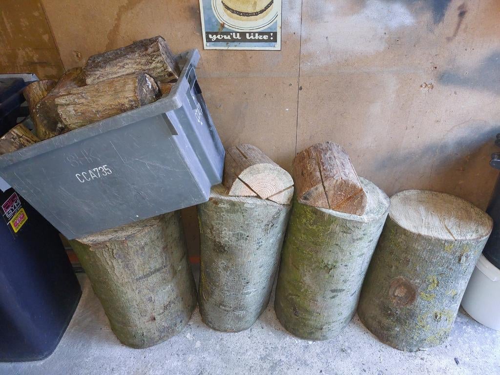 Haardhout stammen, Minder dan 3 m³, Ophalen, Overige houtsoorten, Stammen