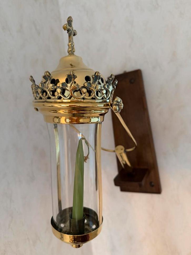 Prachtige processielantaarn met houten houder, Antiek en Kunst, Antiek | Kandelaars, Glas, Ophalen of Verzenden