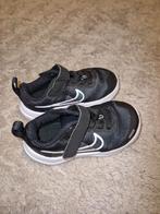 Nike Downshifter 12 - maat 22, Schoentjes, Jongetje of Meisje, Ophalen of Verzenden, Zo goed als nieuw