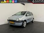Renault Twingo 1.2-16V Privilège. APK 11-2026! (bj 2004), Auto's, Voorwielaandrijving, 4 cilinders, 4 stoelen, Origineel Nederlands