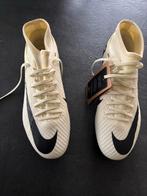 Nike Mercurial voetbalschoenen - Nieuw maat 40,5, Kleding | Heren, Schoenen, Nieuw, Ophalen of Verzenden, Wit, Sportschoenen