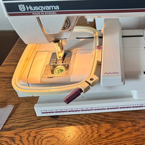 Husqvarna Rose borduur-arm, Hobby en Vrije tijd, Borduren en Borduurmachines, Gebruikt, Onderdeel of Toebehoren, Machineborduren