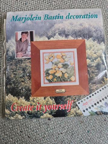 Borduurpakketje Marjolein Bastin beschikbaar voor biedingen