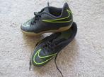 NIKE Sportschoenen maat 35,5 zwart met geel zgan € 15, Overige merken, Overige typen, Ophalen of Verzenden, Zo goed als nieuw