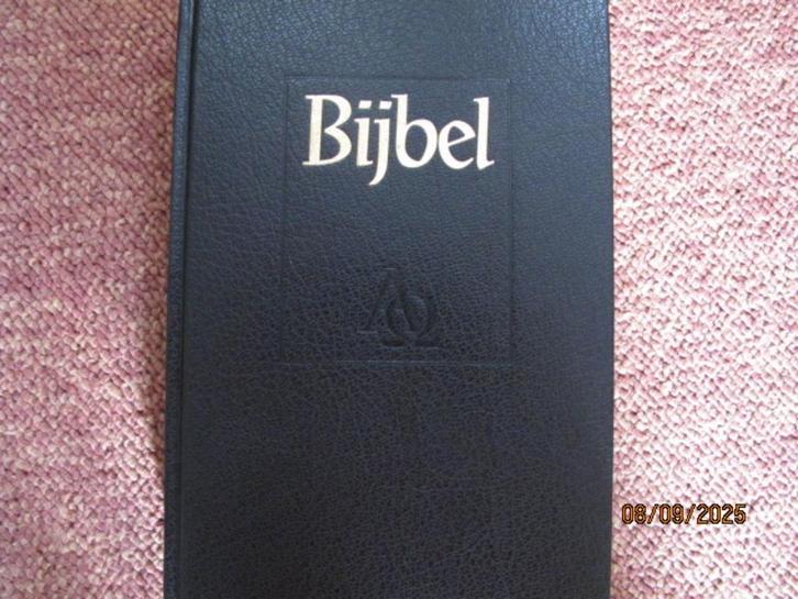 zwarte Bijbel - huisbijbel - nbg - z.g.a.n. - met leeslint, Antiek en Kunst, Antiek | Boeken en Bijbels, Ophalen of Verzenden