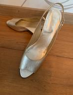 Bijzondere leren slingback pumps maat 40,5 met moie hak, Kleding | Dames, Schoenen, Beige, Ophalen of Verzenden, Zo goed als nieuw
