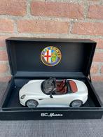 1:18 MR COLLECTION MODELS ALFA ROMEO 8C SPIDER ….. 395,-, Hobby en Vrije tijd, Modelauto's | 1:18, Ophalen of Verzenden, Zo goed als nieuw