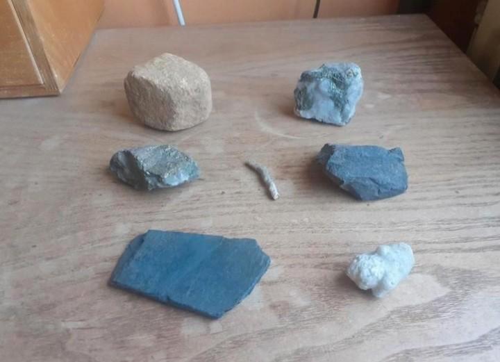 Partij mineralen, Verzamelen, Mineralen en Fossielen, Mineraal, Ophalen of Verzenden