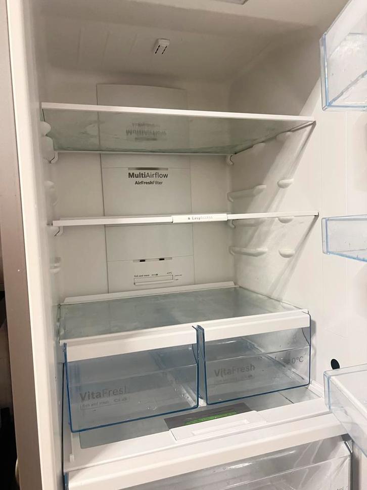 Ruime Bosch Koelkast - Perfecte Staat!, Witgoed en Apparatuur, Koelkasten en IJskasten, Zo goed als nieuw, Met vriesvak, 200 liter of meer