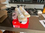 Nike Dunk High LX Team Gold - 38,5, Kleding | Dames, Schoenen, Overige kleuren, Nike, Nieuw, Ophalen of Verzenden