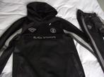 zwart grijs streep Black Bananas trainingspak relaxpak S 176, Ophalen of Verzenden, Zo goed als nieuw, Setje, Jongen
