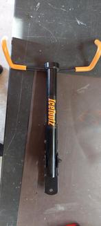 2 Fietsbeugels - Stevig en Opklapbaar, Ophalen of Verzenden, Gebruikt