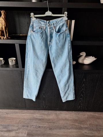 Levi Strauss jeans maat S beschikbaar voor biedingen