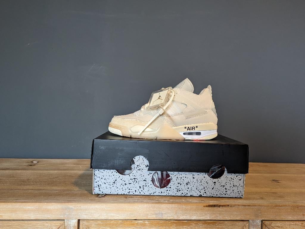 Nike Air Jordan 4 retro off-white sail - Maat 42,5, Kleding | Heren, Schoenen, Wit, Nieuw, Ophalen of Verzenden, Sneakers of Gympen
