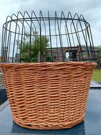 Fietsmandje voor klein hondje., Dieren en Toebehoren, Honden-accessoires, Ophalen of Verzenden, Zo goed als nieuw