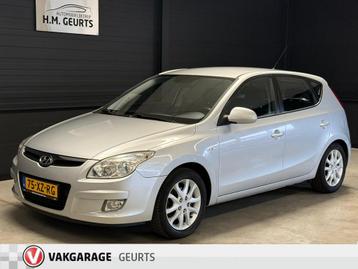 Hyundai i30 1.4i Dynamic Luxe Airco Lm Velgen Fully Serviced beschikbaar voor biedingen