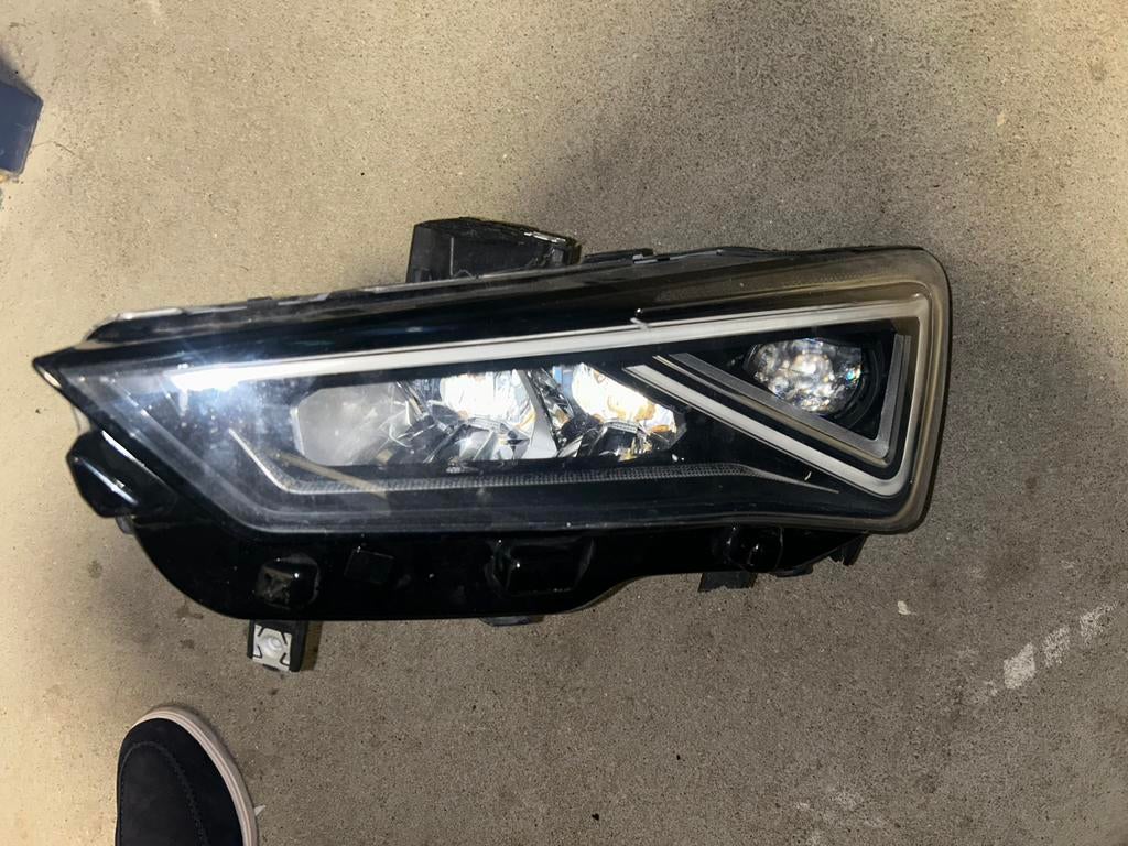 Seat/Cupra leon koplamp links led Xenon, Auto-onderdelen, Verlichting, Ophalen of Verzenden, Seat