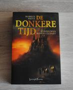 De donkere tijd (1) - Schaduwen boven Ulldart - Markus Heitz, Ophalen of Verzenden, Zo goed als nieuw, Markus Heitz
