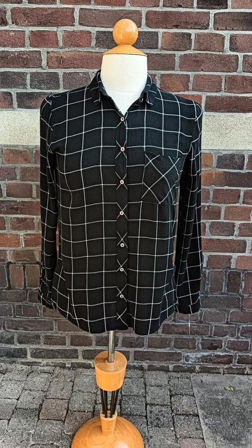 zwart geblokte blouse in maat S, Kleding | Dames, Blouses en Tunieken, Zo goed als nieuw, Maat 36 (S), Zwart, Ophalen of Verzenden