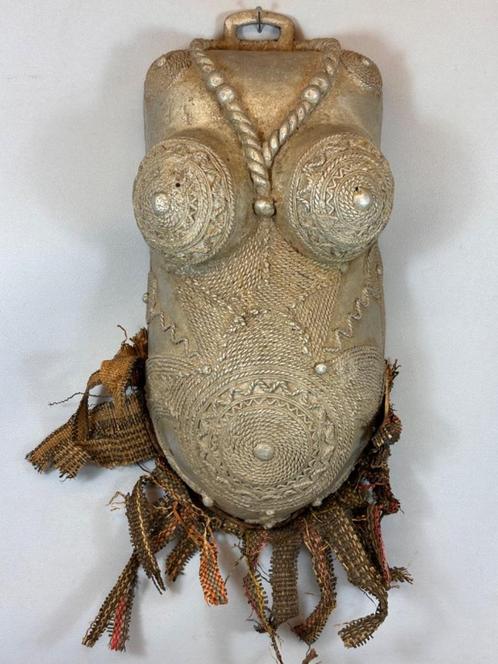 250954 Zeldzaam Afrikaans Makonde buikmasker uit Tanzania., Antiek en Kunst, Kunst | Niet-Westerse kunst, Ophalen of Verzenden
