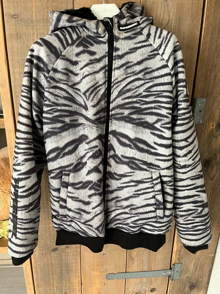 Ski jas Super Rebel, Kinderen en Baby's, Kinderkleding | Maat 176, Zo goed als nieuw, Ophalen of Verzenden