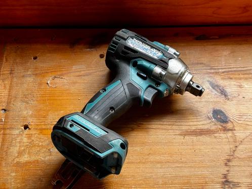 DTW300 makita 18v slagmoersleutel, Doe-het-zelf en Verbouw, Gereedschap | Boormachines, Zo goed als nieuw, Ophalen of Verzenden