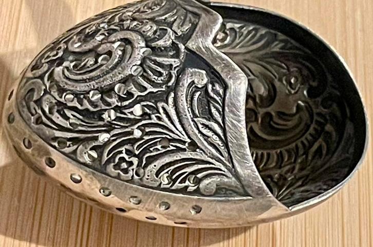 Antieke verzilverd theezeefje, Antiek en Kunst, Antiek | Bestek, Verzenden