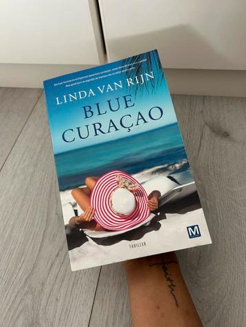 Linda van Rijn - Blue Curaçao beschikbaar voor biedingen