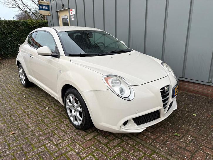 Alfa Romeo MiTo 0.9 TwinAir Distinctive NAP//AIRCO//CRUISE//, Auto's, Alfa Romeo, Bedrijf, Te koop, MiTo, ABS, Airbags, Airconditioning