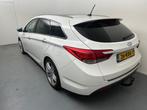 Hyundai I40 Wagon 2.0 GDI i-Catcher # Led # Xenon # Leder #, Voorwielaandrijving, Euro 5, Zwart, 4 cilinders