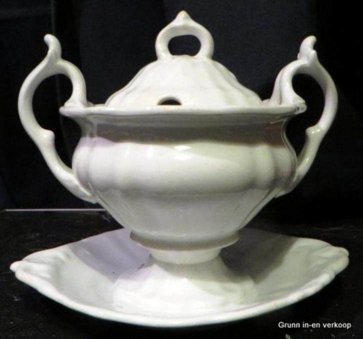 Petrus Regout mini-sausterrine - Wellington, Antiek en Kunst, Antiek | Servies los, Ophalen of Verzenden