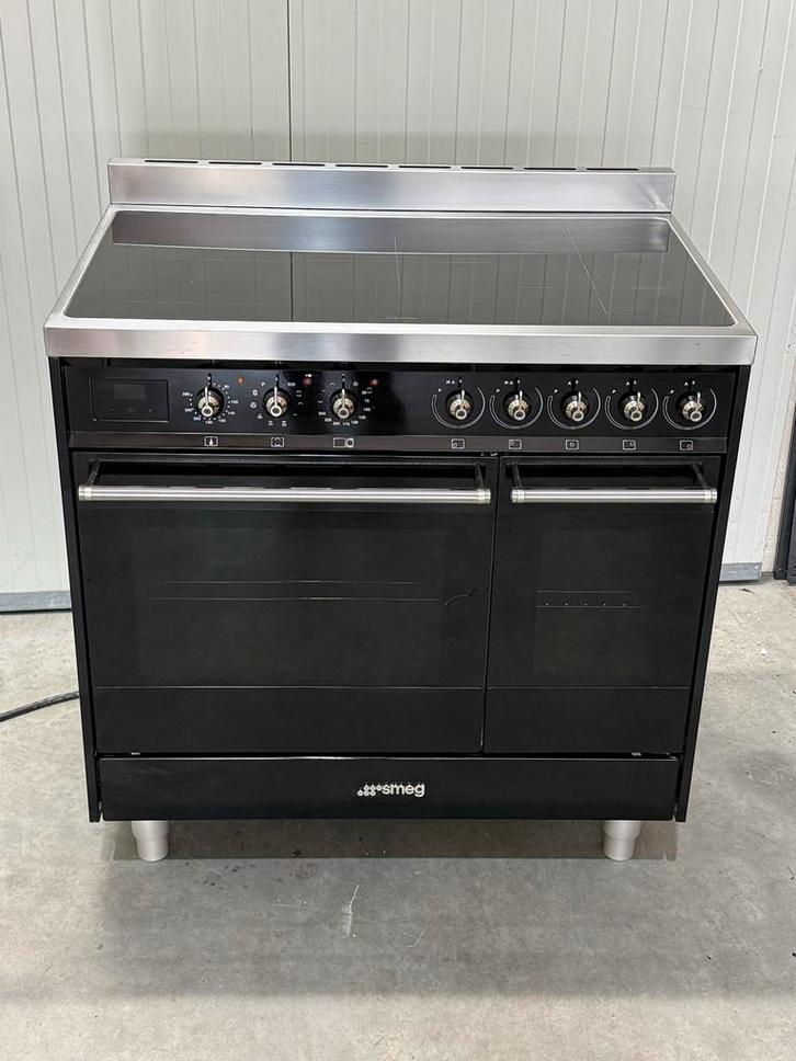 Smeg Inductie Fornuis met 2 Ovens, Witgoed en Apparatuur, Fornuizen, Gebruikt, Vrijstaand, Inductie, 5 kookzones of meer, 90 tot 95 cm