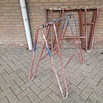 4 x metalen schragen klapschraag metselschraag schragen beschikbaar voor biedingen
